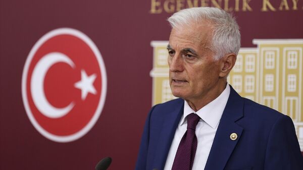 İYİ Parti Eskişehir Milletvekili Arslan Kabukcuoğlu, TBMM'de basın toplantısı düzenledi.
 - Sputnik Türkiye