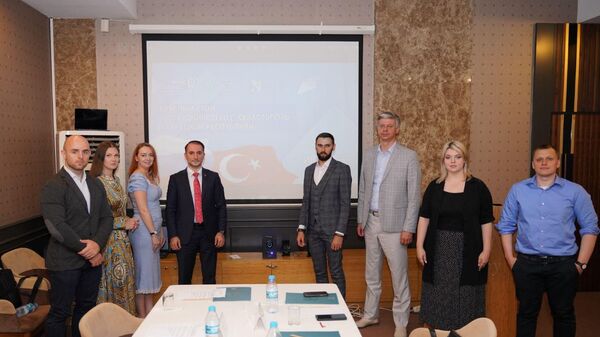 “Sivastopol-Türkiye İşbirliği” konulu yuvarlak masa toplantısı  - Sputnik Türkiye