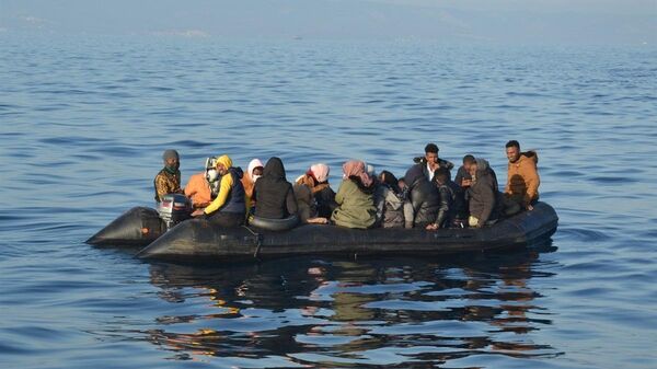 Fas, 17-19 Temmuz'da Akdeniz’den Avrupa’ya geçmeye çalışan 236 kaçak göçmenin kurtarıldığını bildirdi. - Sputnik Türkiye