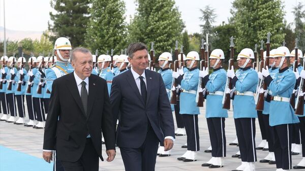Cumhurbaşkanı Erdoğan, Slovenya Cumhurbaşkanı Pahor ile görüştü - Sputnik Türkiye