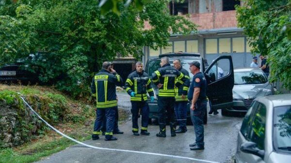 Karadağ'da silahlı bir saldırganın etrafa ateş açması sonucu 11 kişi öldü, 1'i polis 6 kişi yaralandı. - Sputnik Türkiye