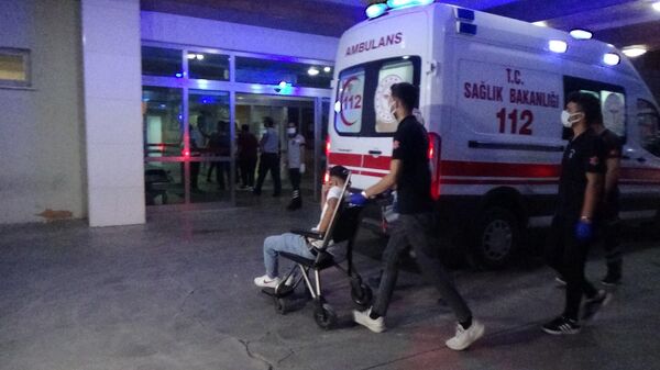 Karaman’da asker eğlencesinde av tüfeğiyle rastgele ateş açılması sonucu 2’si çocuk 11 kişi yaralandı. - Sputnik Türkiye