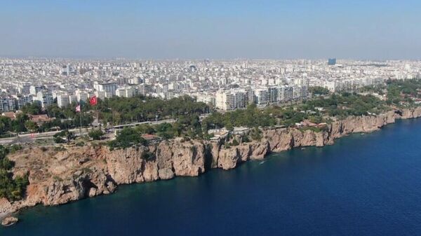 Antalya'daki 50 bin bina için deprem tehlikesi uyarısı - Sputnik Türkiye