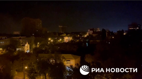 Donetsk’in merkezi güçlü patlamalarla sarsıldı - Sputnik Türkiye
