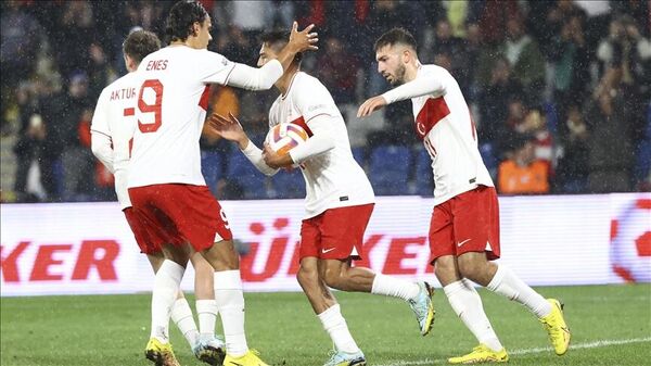 Lüksemburg'la 3-3 berabere kalan A Milli Futbol Takımı, B Ligi'ne yükselmeyi garantiledi - Sputnik Türkiye