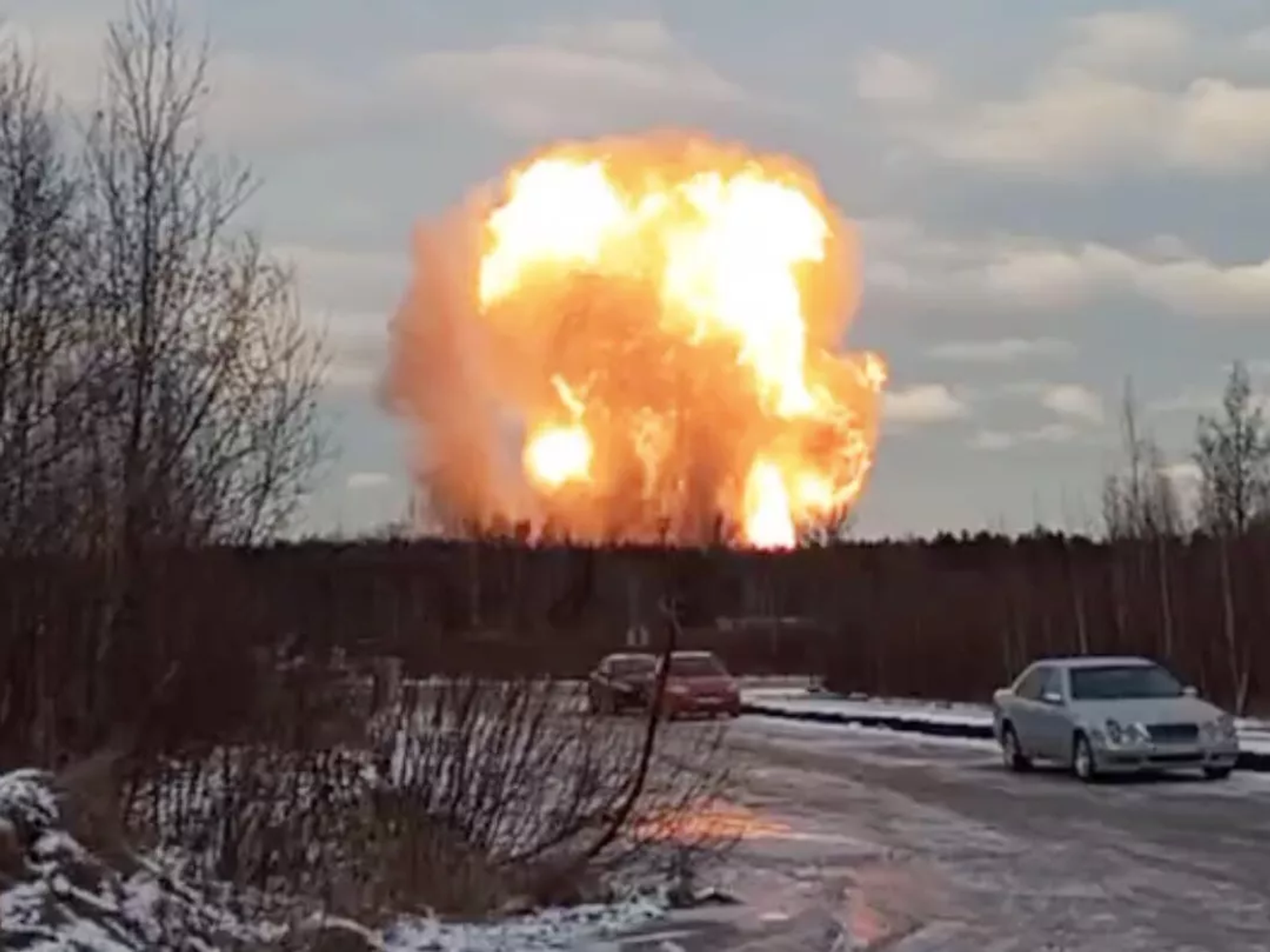 Новости 19 ноября. Огонь взрыв. Возгорания на газопроводе в Ленобласти. Взрыв газопровода в Ленинградской области.