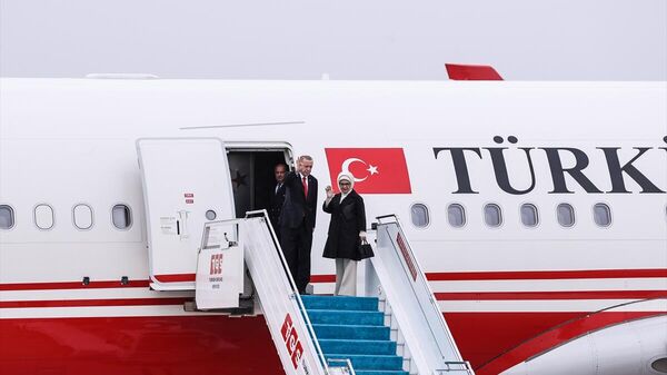 Cumhurbaşkanı Erdoğan Katar'a gitti - Sputnik Türkiye