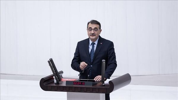 Fatih Dönmez TBMM Genel Kurulu - Sputnik Türkiye