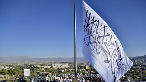 Afganistan'da Taliban yönetimi bayrağı - Sputnik Türkiye