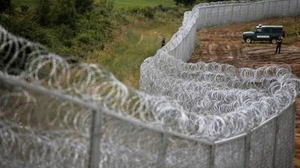 Türkiye'den kaçak geçişlere karşı Yunanistan, kendi sınırına 140 kilometrelik çelik çit örecek - Sputnik Türkiye