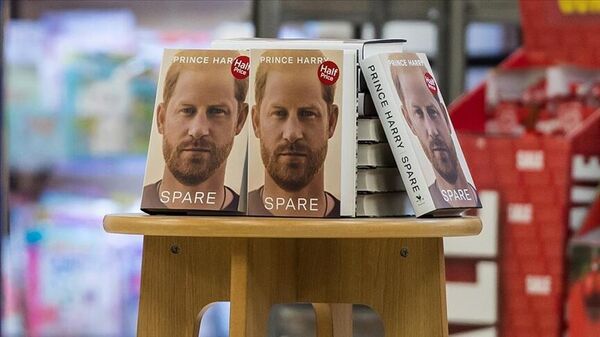 Prens Harry'nin anı kitabı 'Spare'  - Sputnik Türkiye