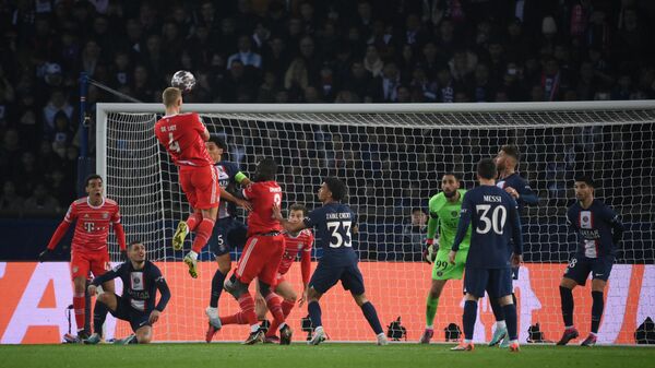 UEFA Şampiyonlar Ligi son 16 turu ilk maçlarında Bayern Münih, Paris Saint-Germain'i (PSG), Milan ise Tottenham'ı 1-0 yendi. - Sputnik Türkiye