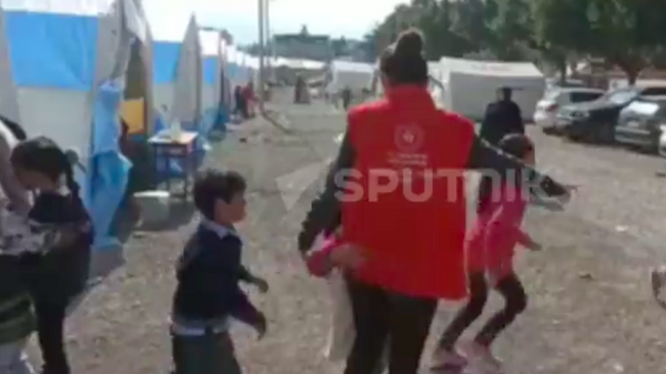 İskenderun’da bulunan psikolog: Çocukları hareketli tutmaya çalışıyoruz  - Sputnik Türkiye