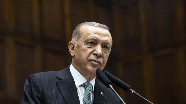 Cumhurbaşkanı ve AK Parti Genel Başkanı Recep Tayyip Erdoğan, partisinin TBMM Grup Toplantısı'na katılarak konuşma yaptı.
 - Sputnik Türkiye