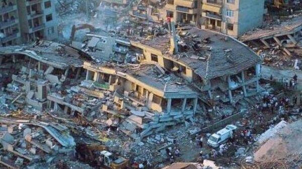 Türkiye ve çevresi 123 yılda 6 ve üzeri büyüklüğündeki 231 depremle sarsıldı - Sputnik Türkiye