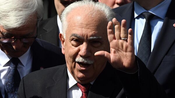 Vatan Partisi Genel Başkanı Perinçek, cumhurbaşkanlığı adaylık başvurusunu yaptı - Sputnik Türkiye