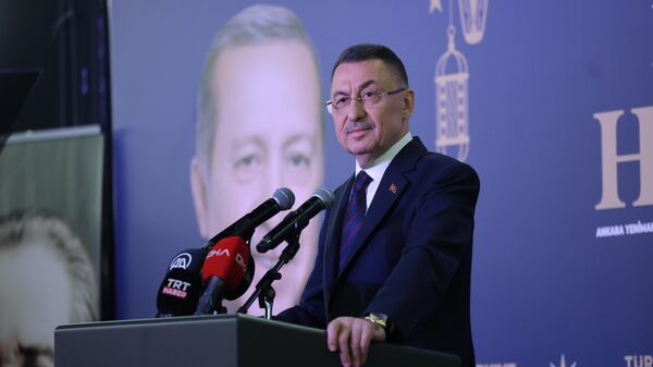 Ankara'dan AK Parti milletvekili adayı gösterilen Cumhurbaşkanı Yardımcısı Fuat Oktay, - Sputnik Türkiye