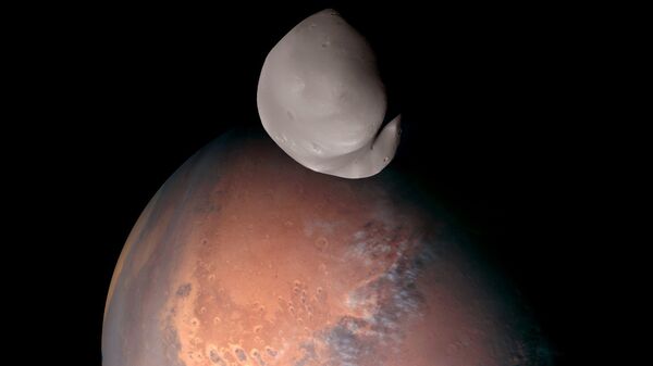 Mars'ın uydusu Deimos'un en en net görüntüleri BAE Uzay Ajansı tarafından servis edildi.  - Sputnik Türkiye