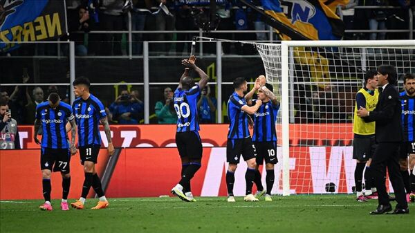 Futbolda İtalya Kupası yarı final rövanş maçında Inter, konuk ettiği Juventus'u 1-0 yenerek finale yükseldi. - Sputnik Türkiye