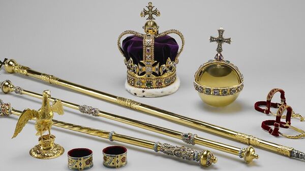 St. Edwards Tacı dahil kraliyet mücevherleri/İngiltere/Britanya/Birleşik Krallık - Sputnik Türkiye
