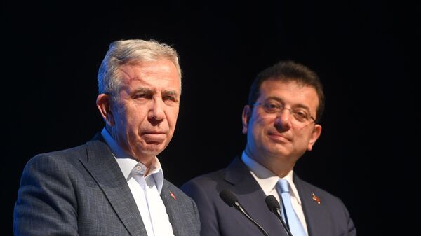  İstanbul Büyükşehir Belediye Başkanı Ekrem İmamoğlu ve Ankara Büyükşehir Belediye Başkanı Mansur Yavaş - Sputnik Türkiye