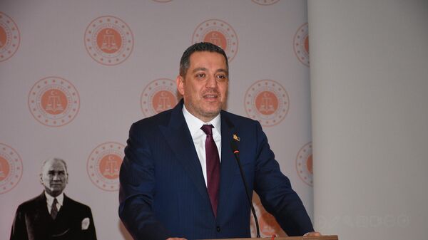 Türkiye Barolar Birliği (TBB) Başkanı Erinç Sağkan - Sputnik Türkiye
