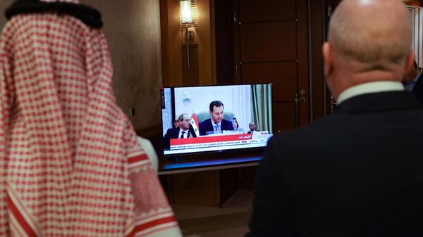 Putin'den Suudi Arabistan'daki Arap Birliği zirvesine mesaj - Sputnik Türkiye