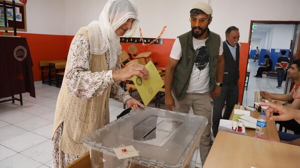 Diyarbakır'da seçim manzaraları: 14 Mayıs'taki yoğunluk düştü - Sputnik Türkiye