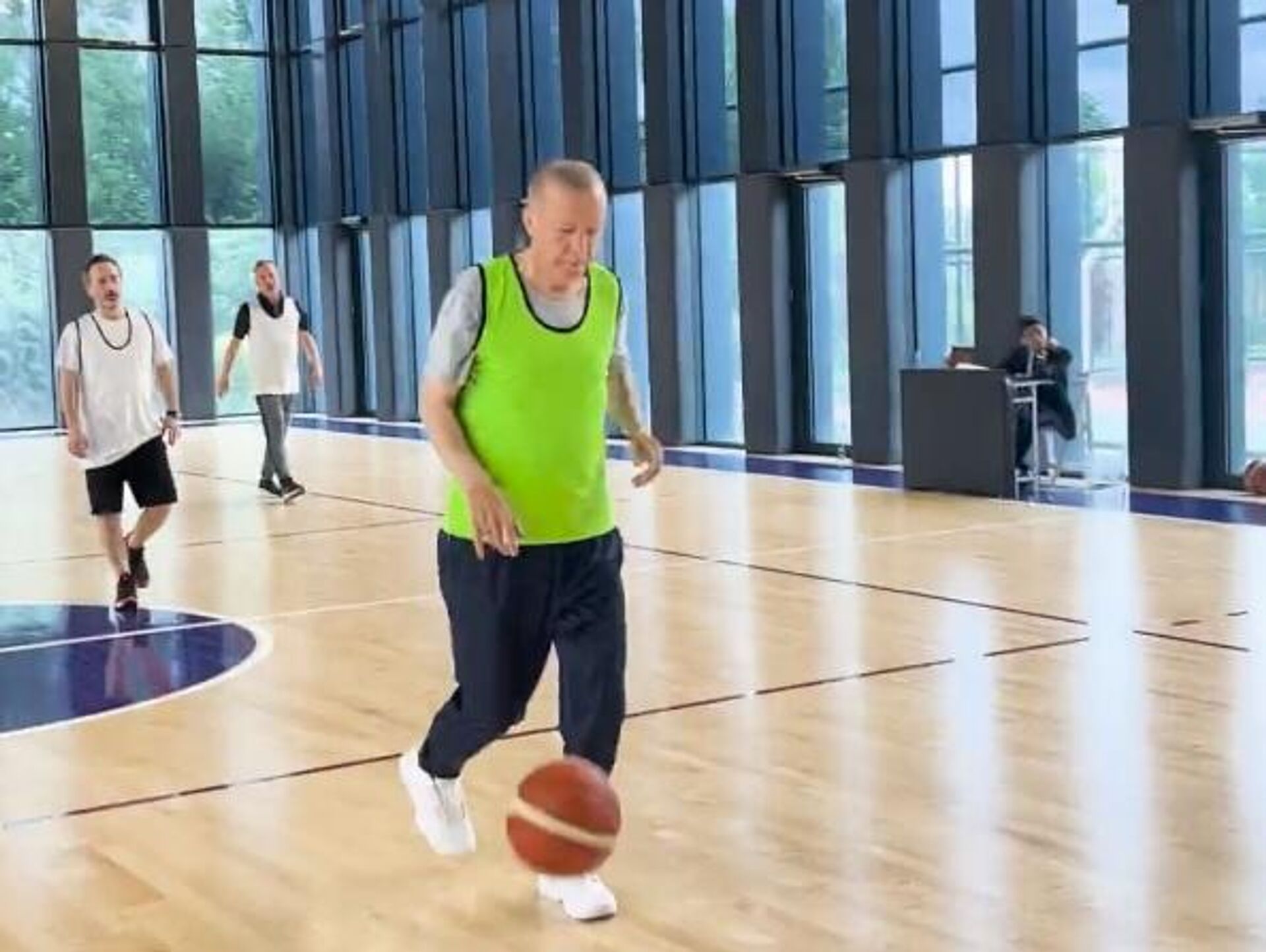 Cumhurbaşkanı Erdoğan basketbol maçı yaptı - 30.06.2023, Sputnik Türkiye