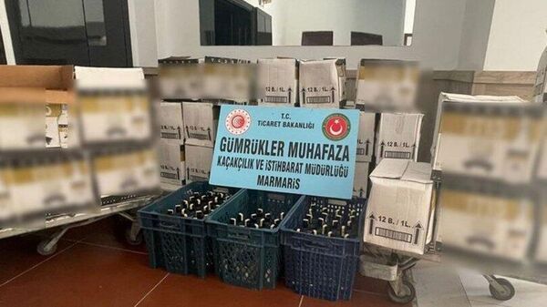 Bodrum'da 2 bin 199 şişe kaçak içki ele geçirildi - Sputnik Türkiye
