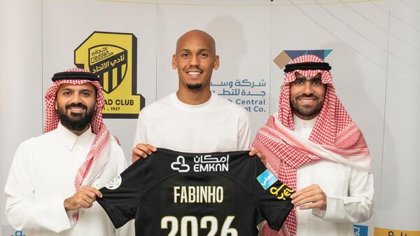 Suudi Arabistan Birinci Futbol Ligi takımlarından El İttihad, İngiltere Premier Lig ekibi Liverpool'un Brezilyalı orta saha oyuncusu Fabinho'yu transfer etti. - Sputnik Türkiye