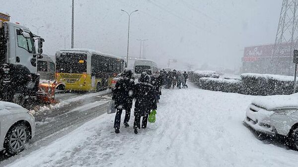 İstanbul kar yağışı - Sputnik Türkiye