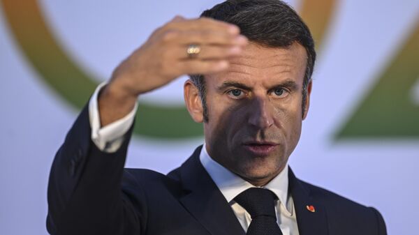 Fransa Cumhurbaşkanı Emmanuel Macron, Hindistan'ın başkenti Yeni Delhi'de düzenlenen 18'inci G20 Liderler Zirvesi'nin sona ermesinin ardından düzenlenen basın toplantısında açıklamalarda bulundu.  - Sputnik Türkiye
