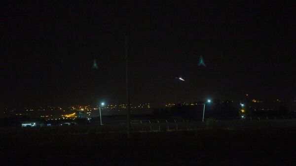 Diyarbakır 8. Ana Jet Üssü'nden savaş uçakları havalandı.
 - Sputnik Türkiye