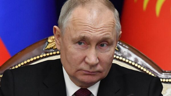Rusya DEvlet Başkanı Vladimir Putin şaşkın  - Sputnik Türkiye