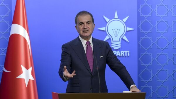 AK Parti Genel Başkan Yardımcısı ve Parti Sözcüsü Ömer Çelik, partisinin MYK Toplantısının ardından basın toplantısı düzenledi. ( - Sputnik Türkiye