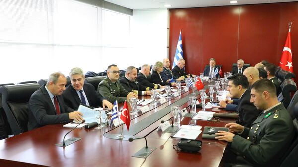 Türk ve Yunan heyetleri arasında Güven Arttırıcı Önlemler (GAÖ) toplantısının yeni turu 13 Kasım 2023 tarihinde gerçekleşmiştir. Toplantı Ankara’da Türkiye Cumhuriyeti Millî Savunma Bakanlığı ev sahipliğinde yapıldı. - Sputnik Türkiye