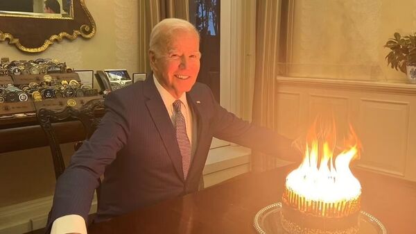 Joe Biden doğum günü pastası - Sputnik Türkiye