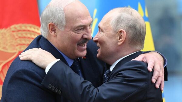 Belarusw Lukaşenko Rusya Putin - Sputnik Türkiye