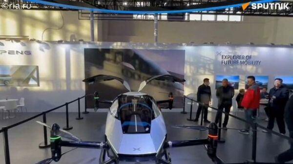 Çin'de uçan elektrikli otomobil prototipi sergilendi - Sputnik Türkiye