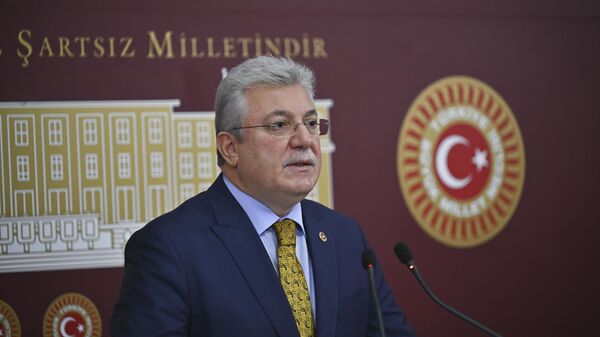 AK Parti Grup Başkanvekili Muhammet Emin Akbaşoğlu, TBMM'de düzenlediği basın toplantısında gündemi değerlendirdi. - Sputnik Türkiye