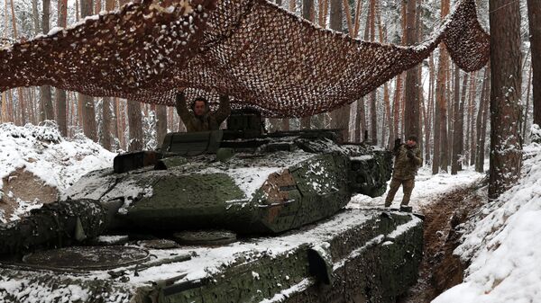 Almanya Leopard tankı Ukrayna kış asker Rusya - Sputnik Türkiye