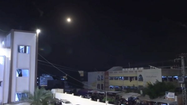 İsrail Gazze‘nin Han Yunus kentini hedef aldı - Sputnik Türkiye