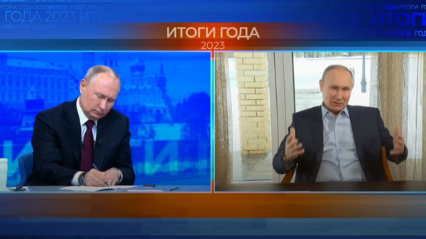 'İkizinden' Putin'e soru: 'Herkesin merak ettiği şeyi soracağım' - Sputnik Türkiye