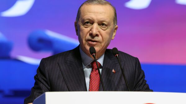 Cumhurbaşkanı Recep Tayyip Erdoğan, İstanbul'da Atatürk Kültür Merkezi'nde düzenlenen Necip Fazıl Ödülleri programına katılarak konuşma yaptı.  - Sputnik Türkiye