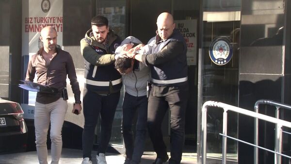 Kadıköy'de öğrenci servisini kaçıran şahıs - Sputnik Türkiye