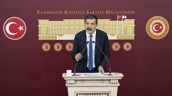 TİP Genel Başkanı Erkan Baş, TBMM'de basın toplantısı düzenledi. - Sputnik Türkiye
