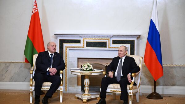  Vladimir Putin, Aleksandr Lukaşenko  - Sputnik Türkiye