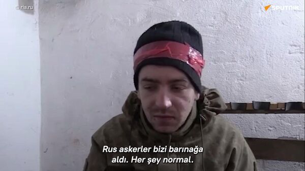 Ukraynalı esir: Teslim olmadan önce kar yemek zorunda kaldım - Sputnik Türkiye