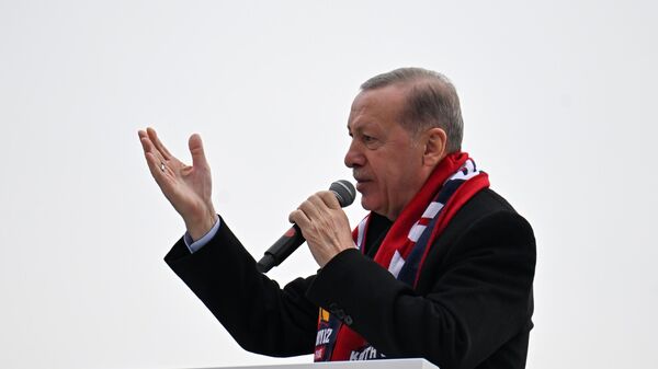 Cumhurbaşkanı Erdoğan, Kahta'da vatandaşlara hitap etti
 - Sputnik Türkiye